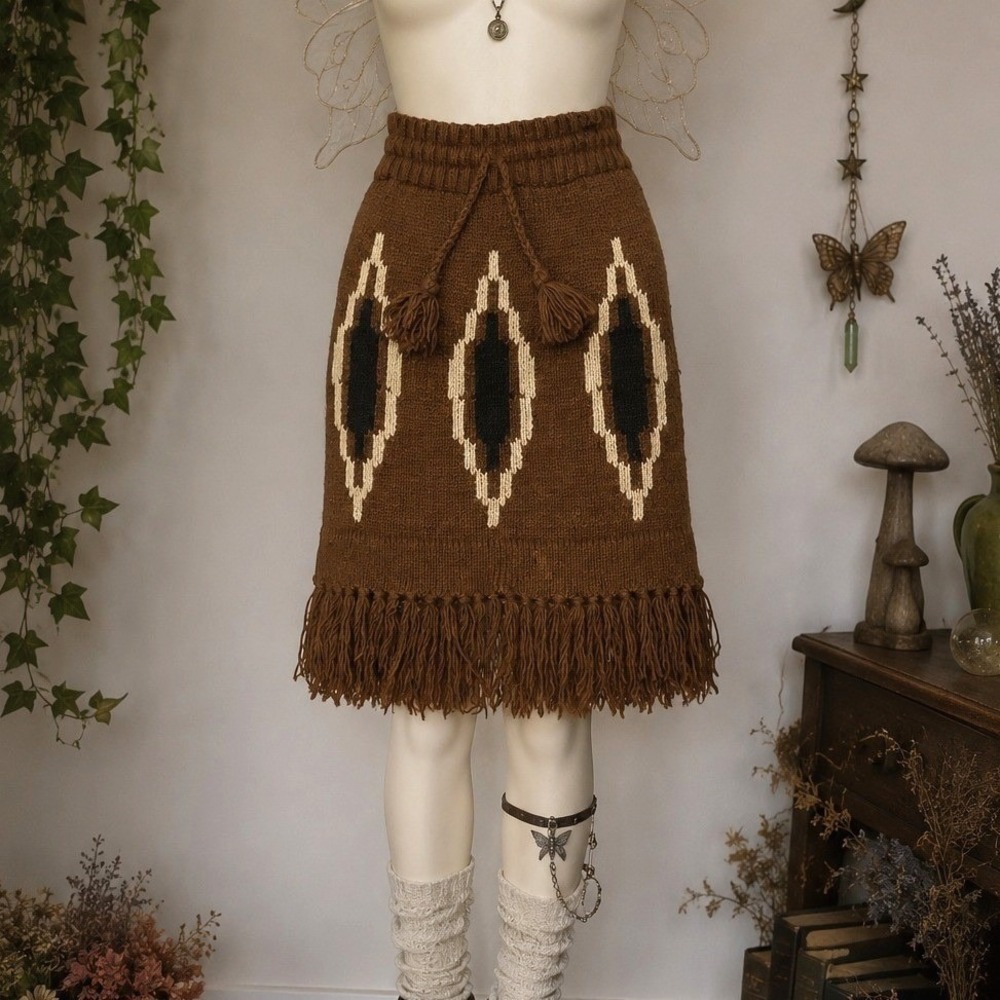 Jayli Brown 100% Wool Knit Fringe Skirt Woodland Fairy Tassel Nepal Womens M Y2K